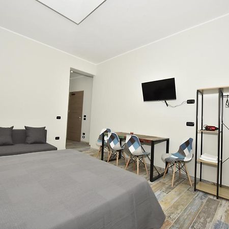 Urban Rooms ซาแลร์โน ภายนอก รูปภาพ