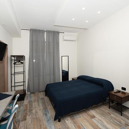 Urban Rooms ซาแลร์โน ภายนอก รูปภาพ