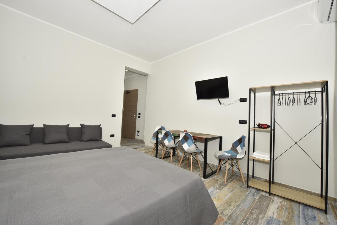 Urban Rooms ซาแลร์โน ภายนอก รูปภาพ