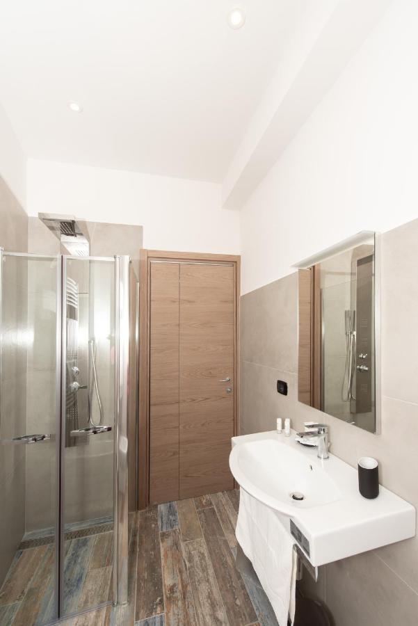 Urban Rooms ซาแลร์โน ภายนอก รูปภาพ