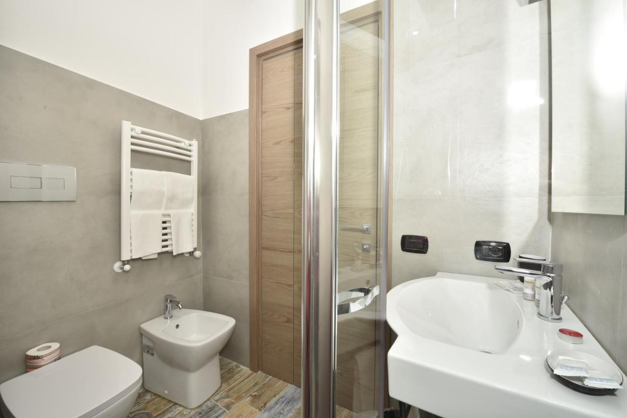 Urban Rooms ซาแลร์โน ภายนอก รูปภาพ