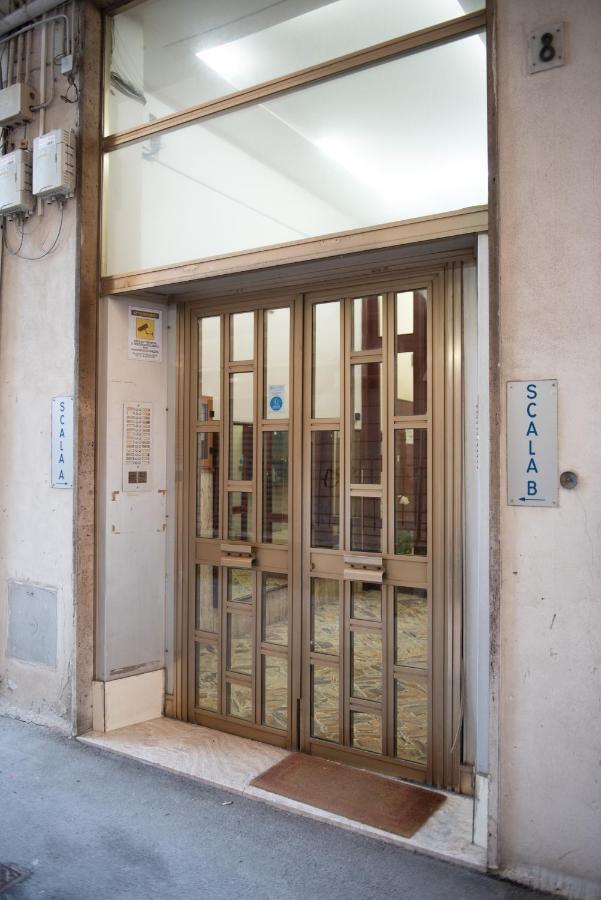 Urban Rooms ซาแลร์โน ภายนอก รูปภาพ